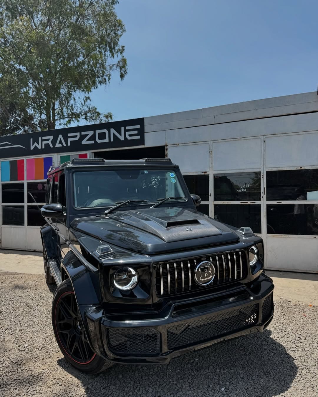 G-Wagon before vinyl wrap